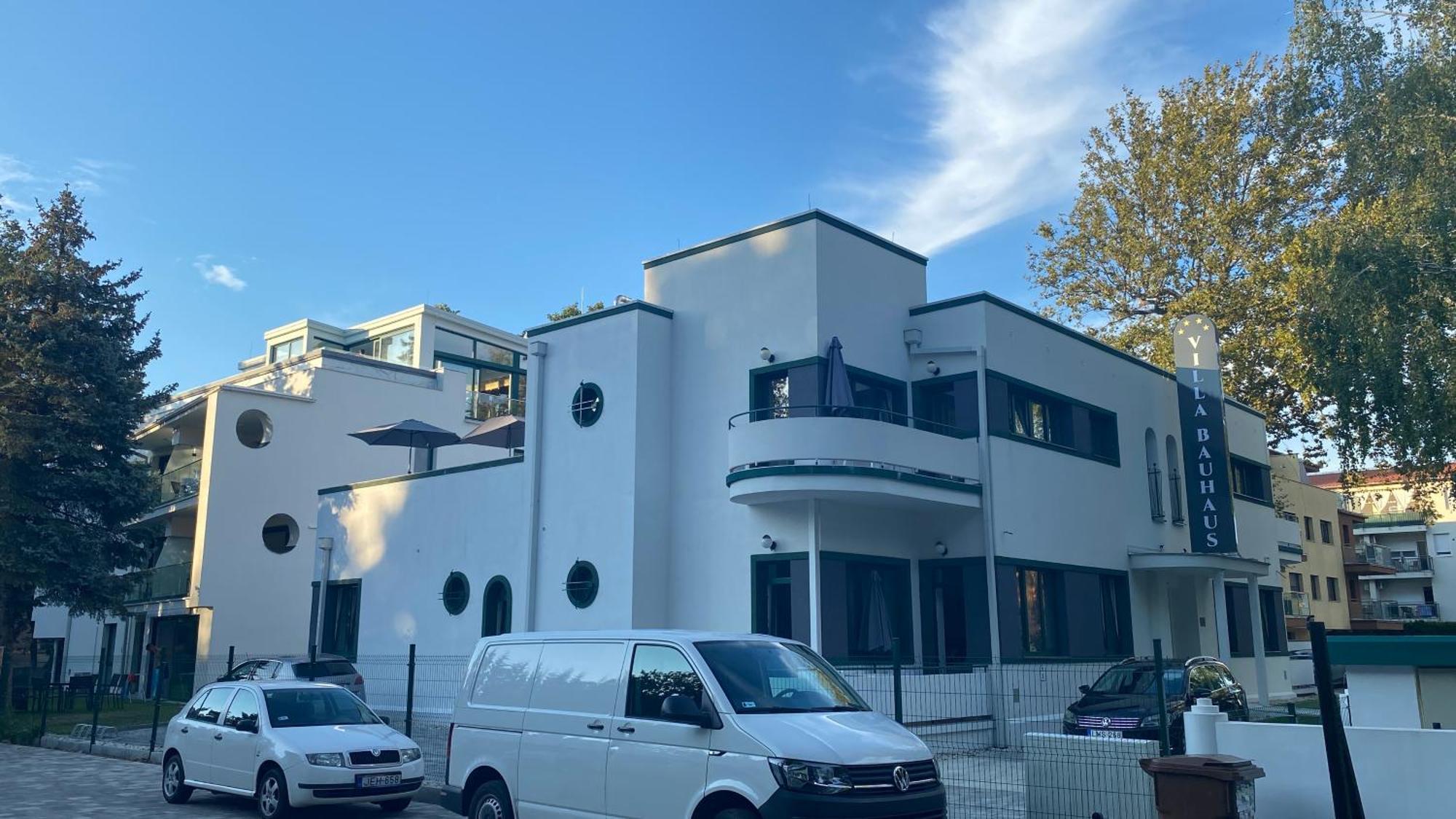 Villa Bauhaus Labi Garden Wellness Apartman Siófok Exteriér fotografie