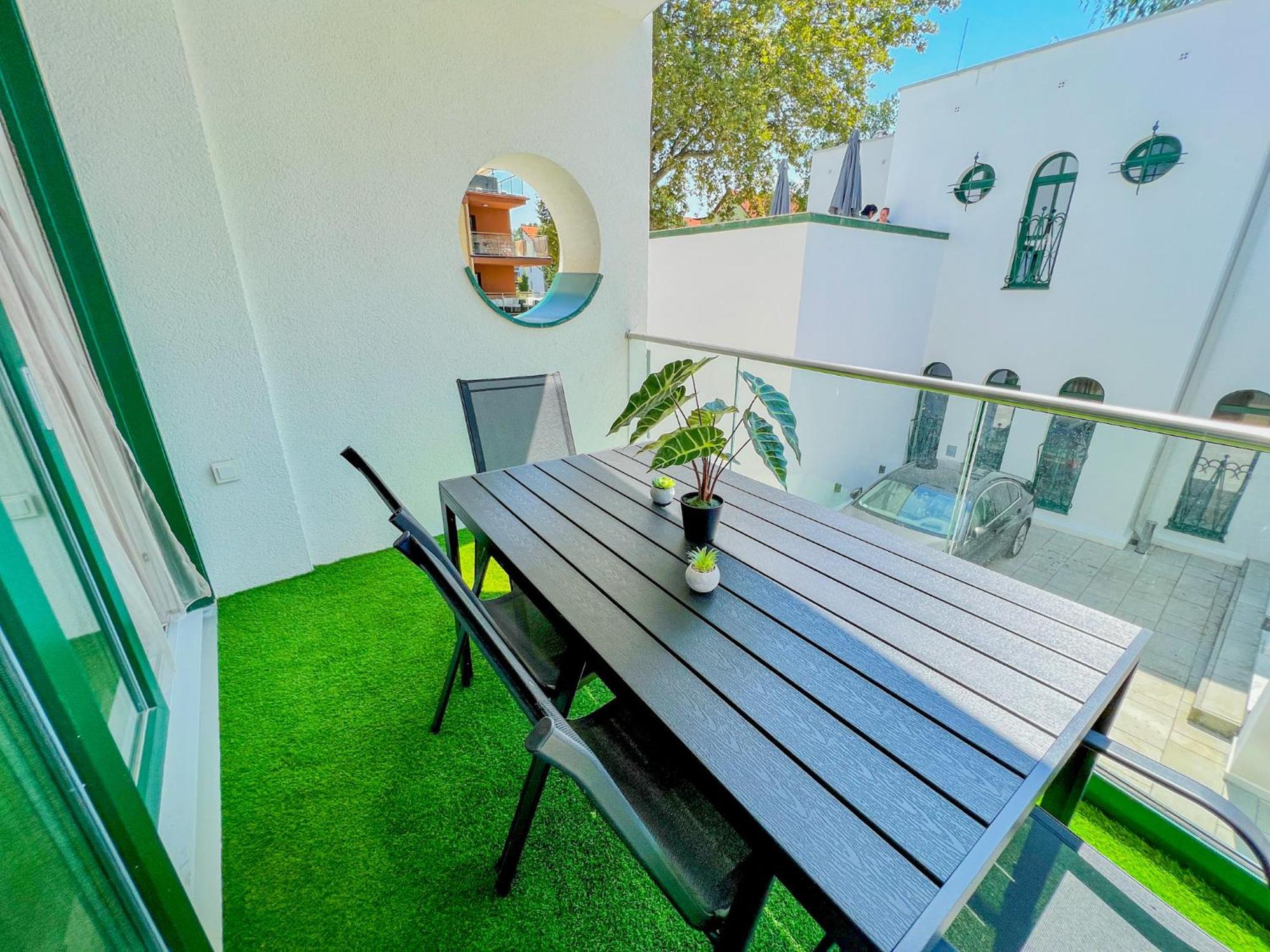 Villa Bauhaus Labi Garden Wellness Apartman Siófok Exteriér fotografie